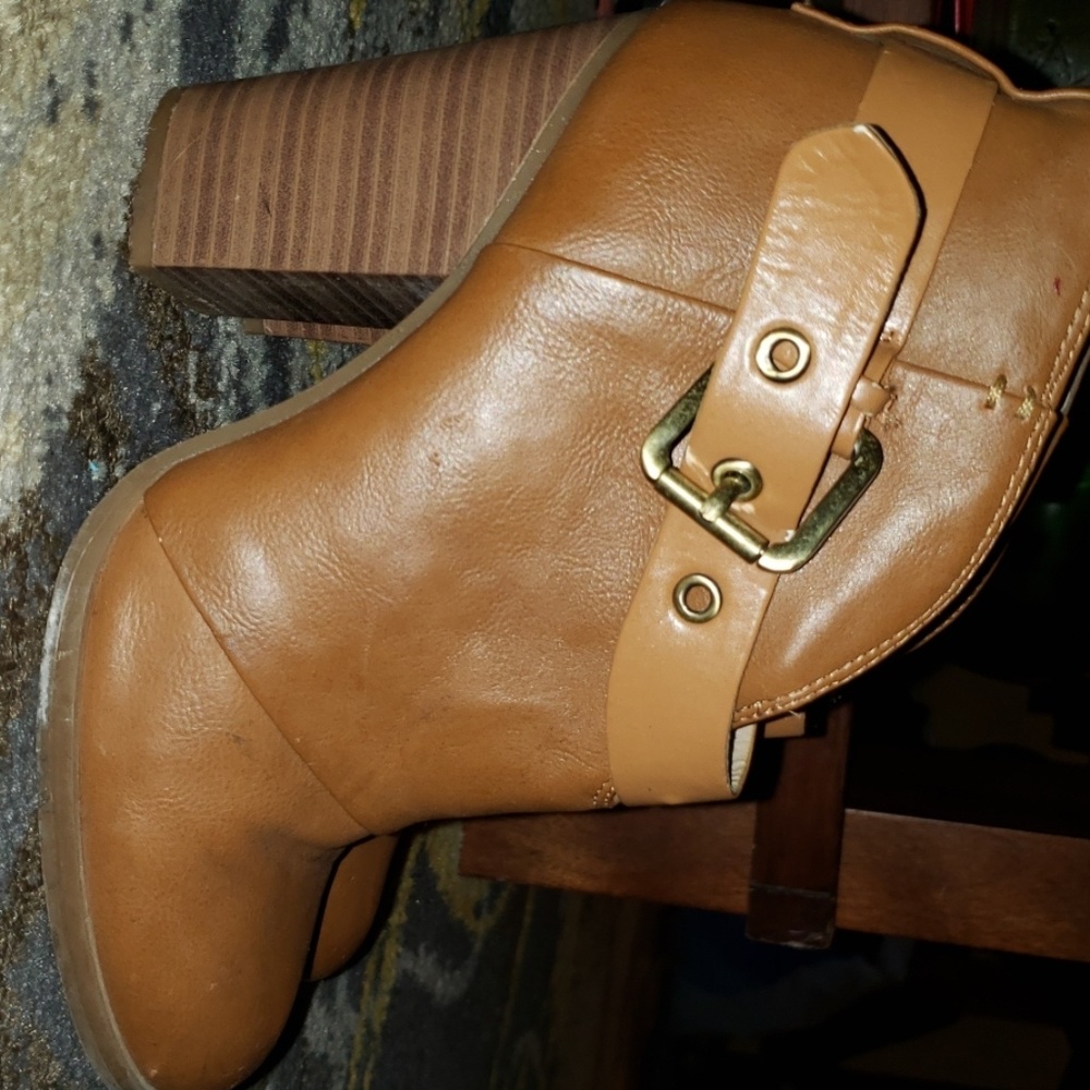 Womans shoes